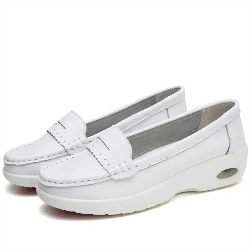 Thick Sole Slipon White Traine - Women'S Formal Wear Canada recension och pris