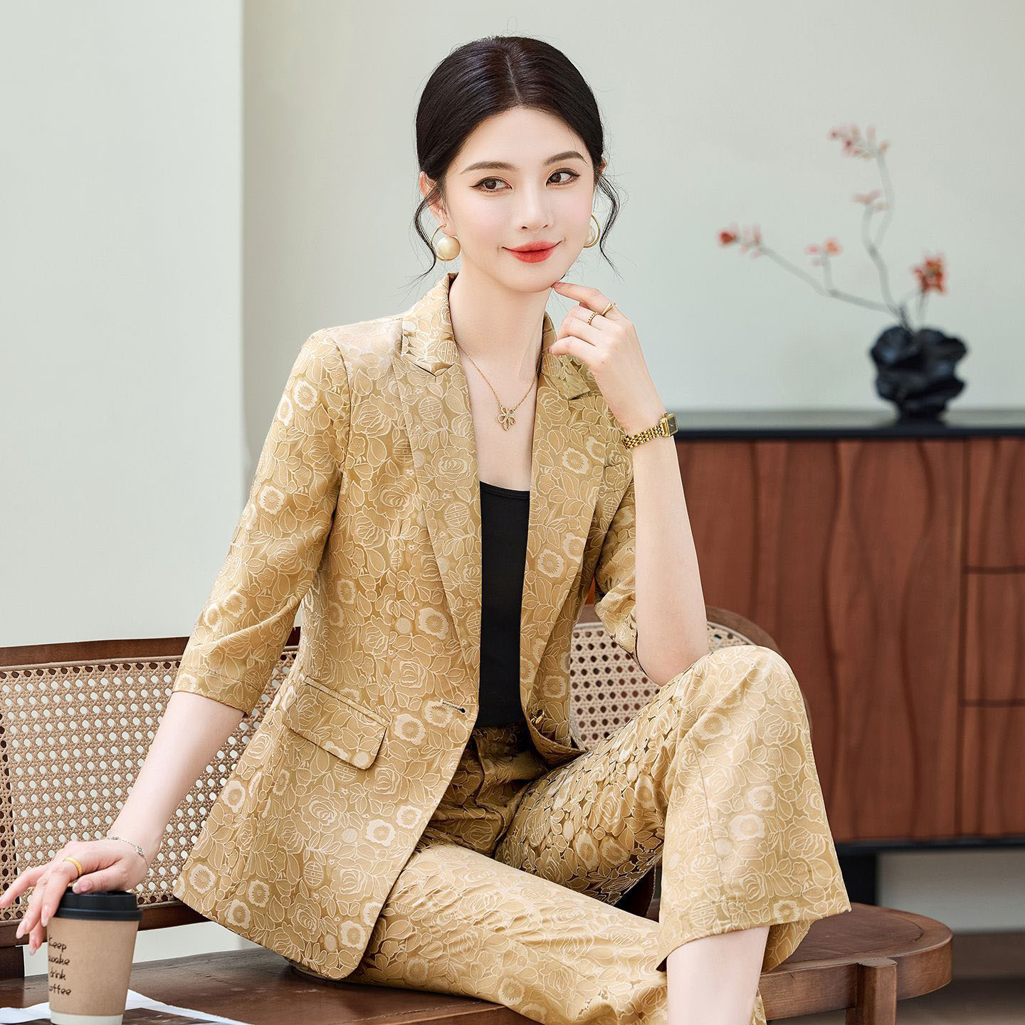 Fashion Apricot Half Sleeve Pr - Women Formal Wear With Blazer recension och pris